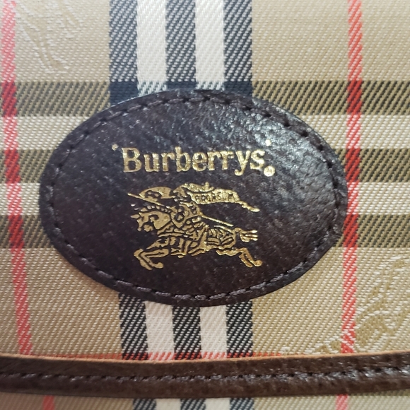 Burberry 3️⃣5️⃣0️⃣ Burberry's Clutch bag with box - Picture 9 of 11